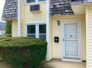 127 Black Point Rd APT 31, Niantic, CT 06357
