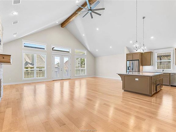 2nd image of 4209 Downton Abbey Ave