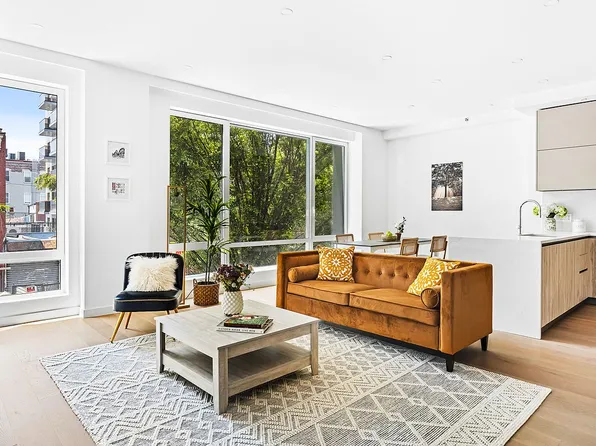 247 18th St #3, Brooklyn, NY 11215