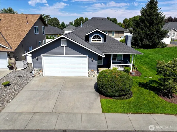 727 SE Magnoni Drive, College Place, WA 99324