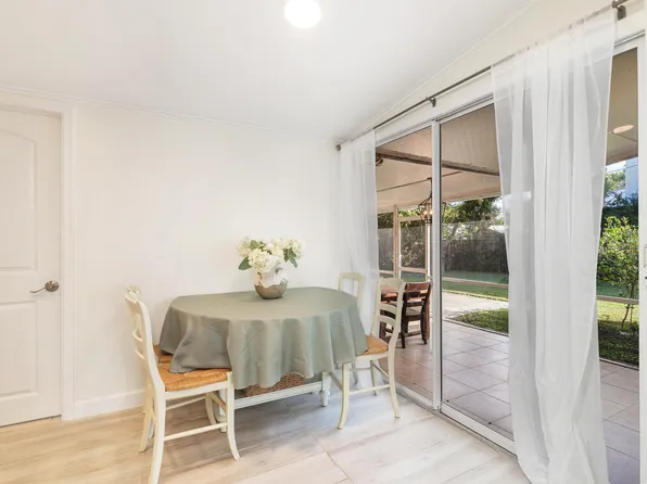 325 Arlington Road, West Palm Beach, FL 33405