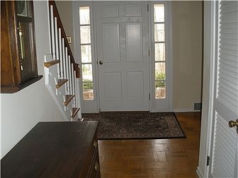 Center Entrance Hallway