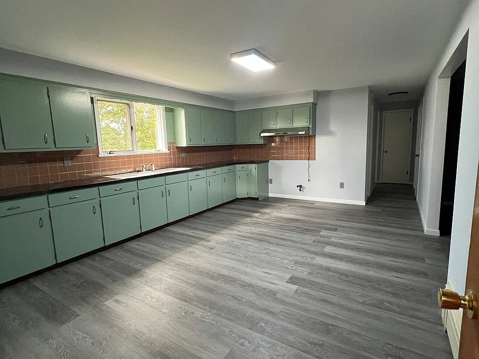 25 Cotton St