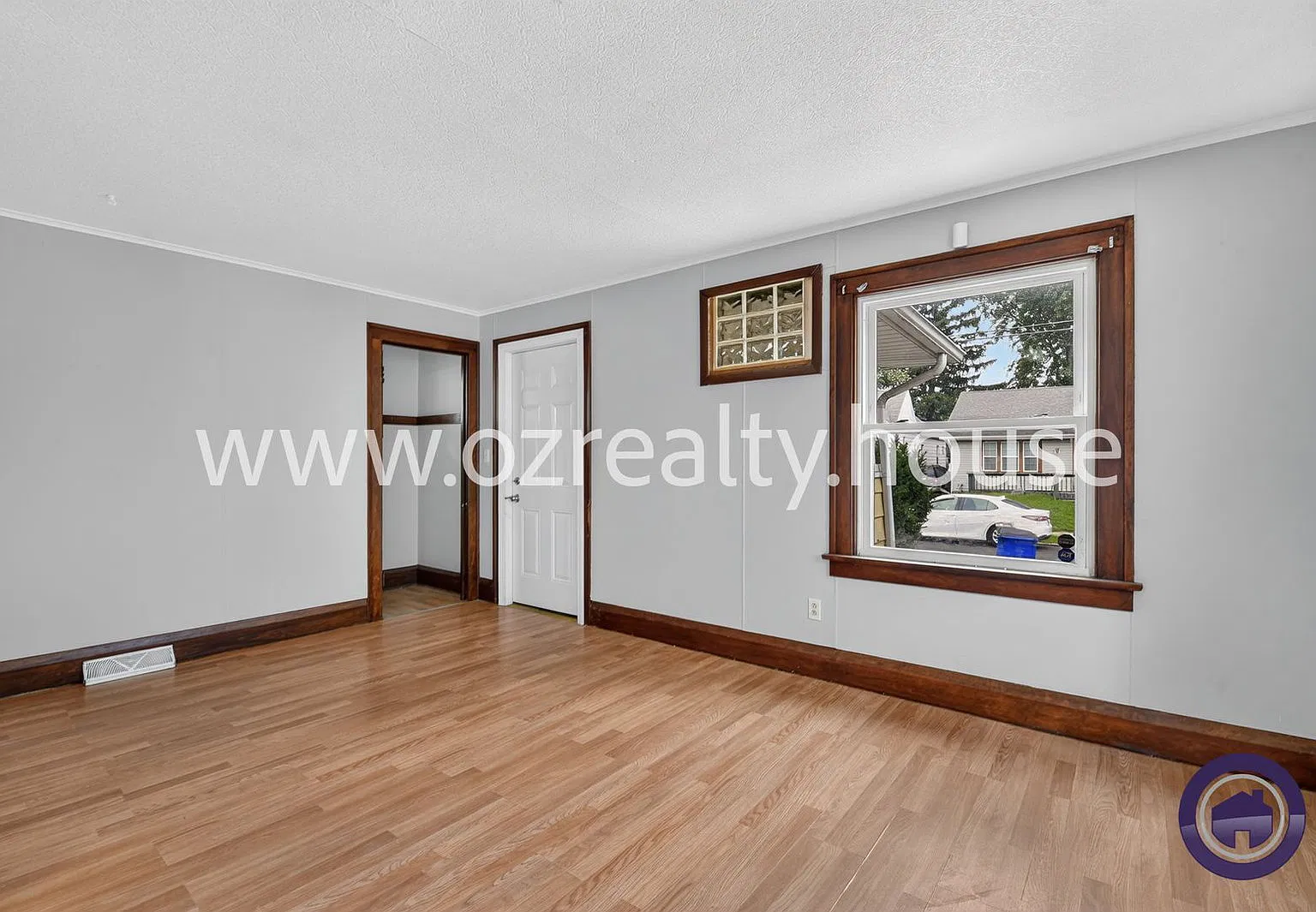 2 bed, 1.0 bath, 816 sqft, $975 — Photo 4