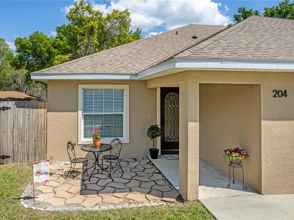 204 Parrotte Ct, Mount Dora, FL 32757