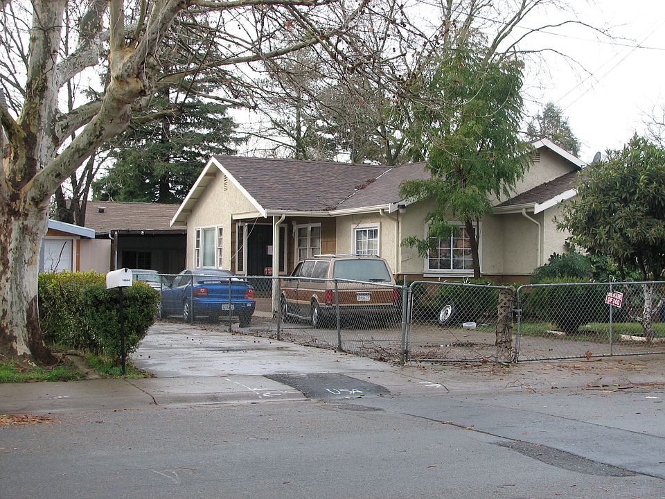 2nd image of 1840 South Ave