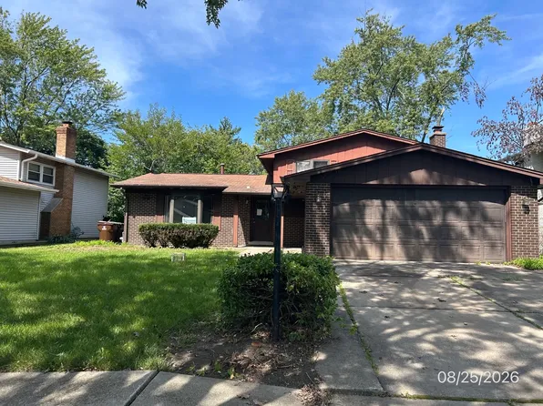 22460 Lakeshore Dr, Richton Park, IL 60471