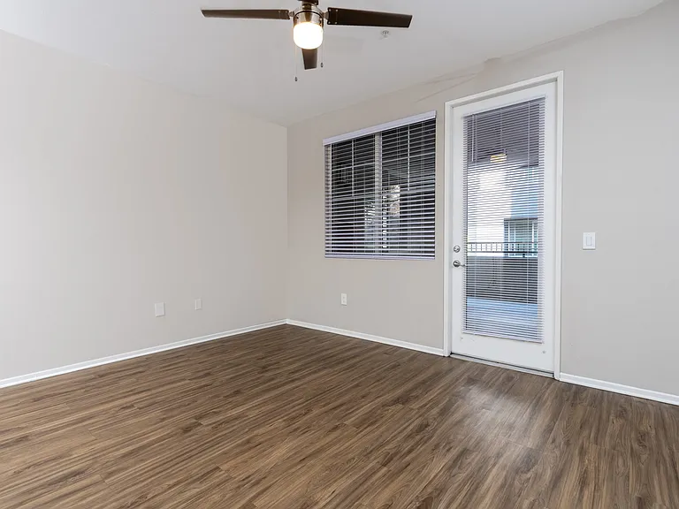 The Grove Apartments — Photo 59
