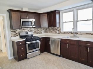 304 Grant St, Linden, NJ 07036