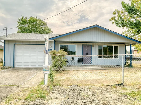 155 McMichael St, Saint Helens, OR 97051