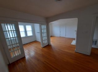 1402 Severn St APT 2, Pittsburgh, PA 15217
