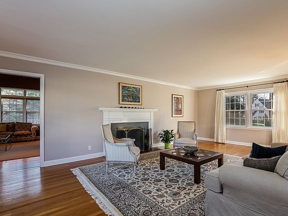 4th image of 30 Homer Ave