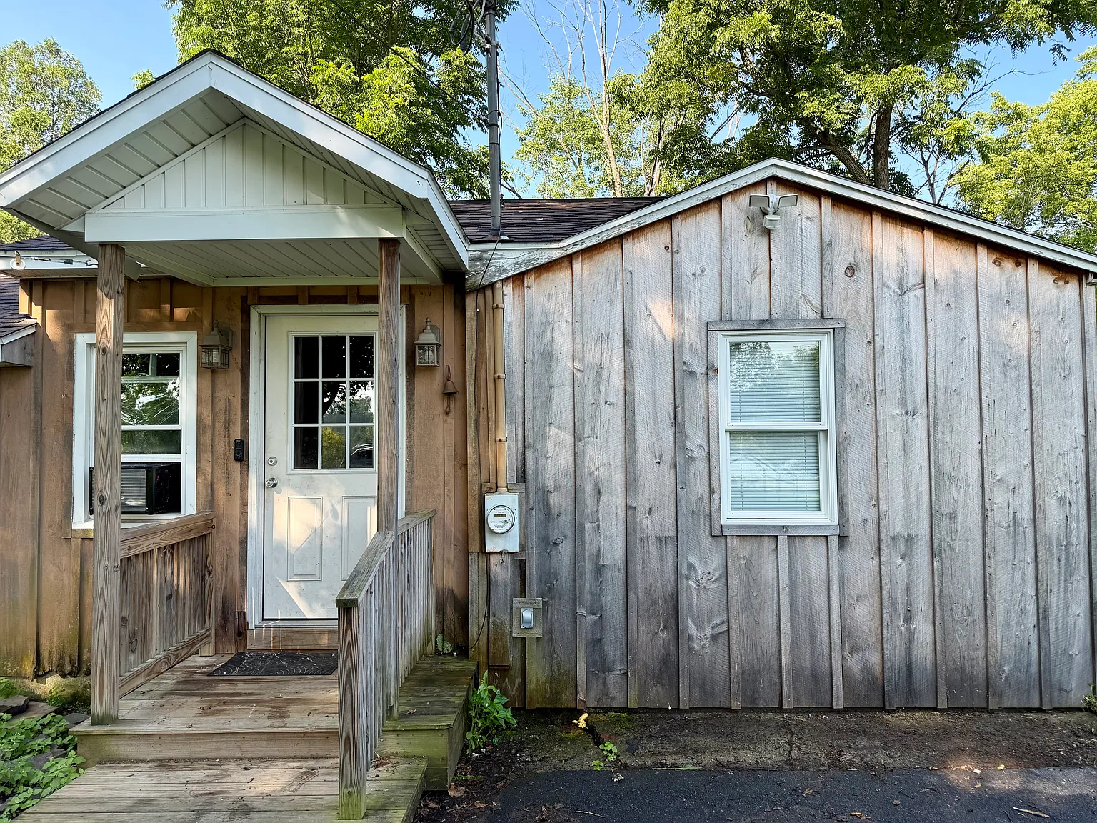 3 bed, 1200 sqft, $2,200 — Photo 3