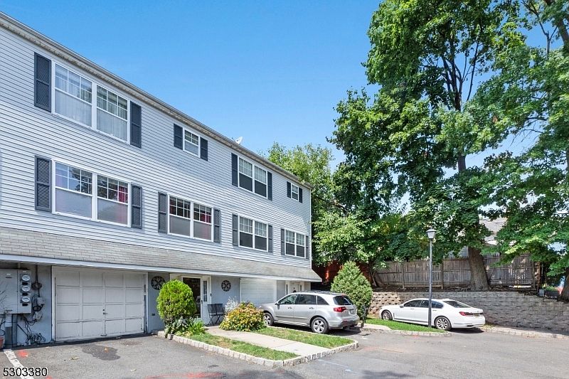 1st image of 2031 Ostwood Terrace #7
