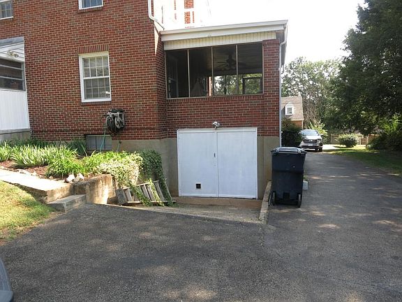 5th image of 3618 Sunrise Ave NW