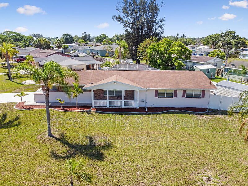 1st image of 488 Flamingo Dr