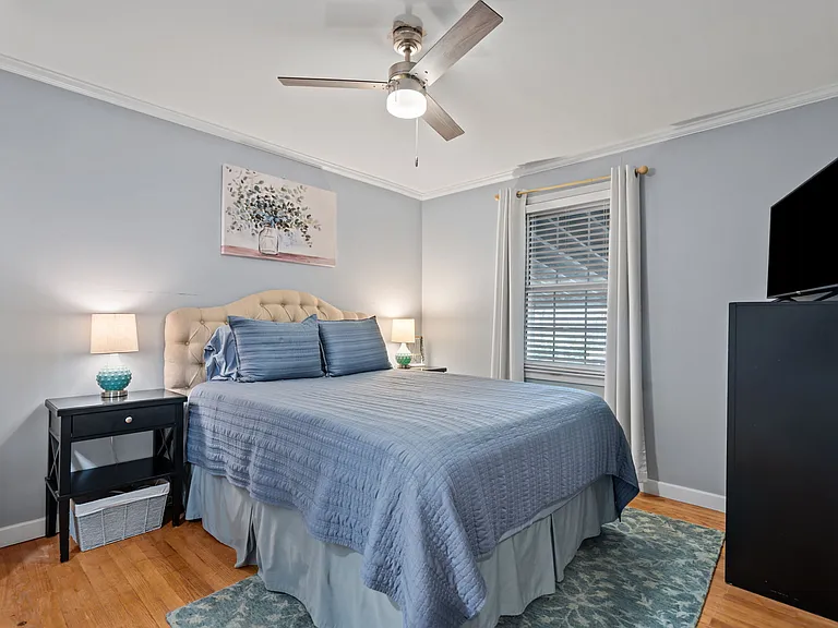 109 River Dr — Photo 21