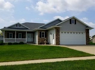 601 Juniper Dr, Independence, IA 50644
