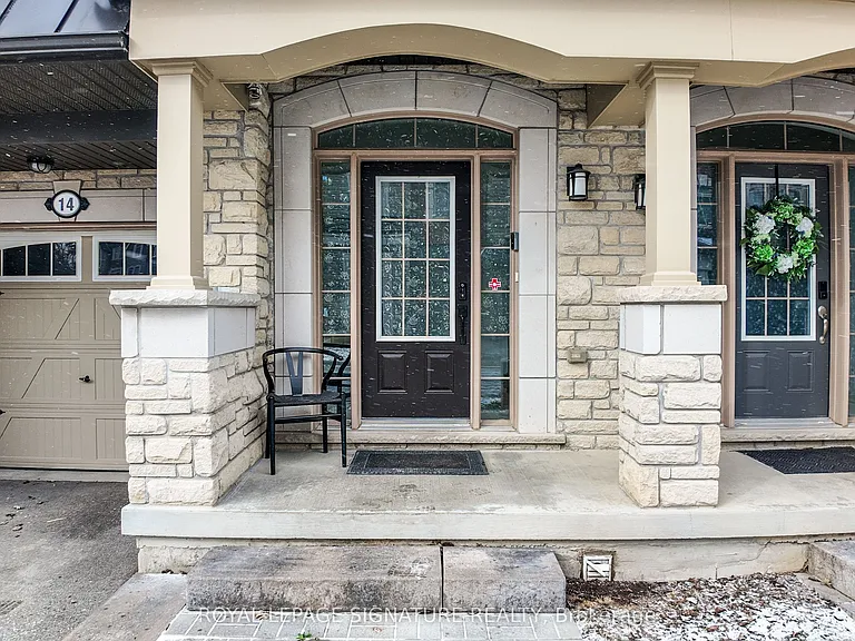 14 Queen Mary Ct — Photo 30