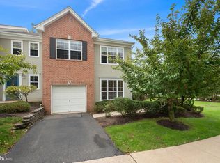201 Berkshire Dr, Princeton, NJ 08540