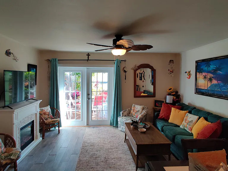 299 Chandler St #C — Photo 15