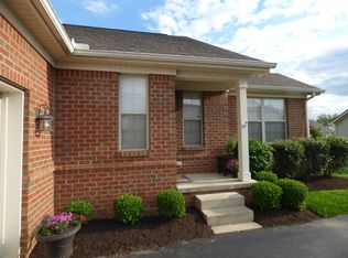 957 Adara Dr, Columbus, OH 43240