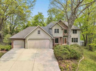 605 Doe Trail Ct, Green Bay, WI 54313