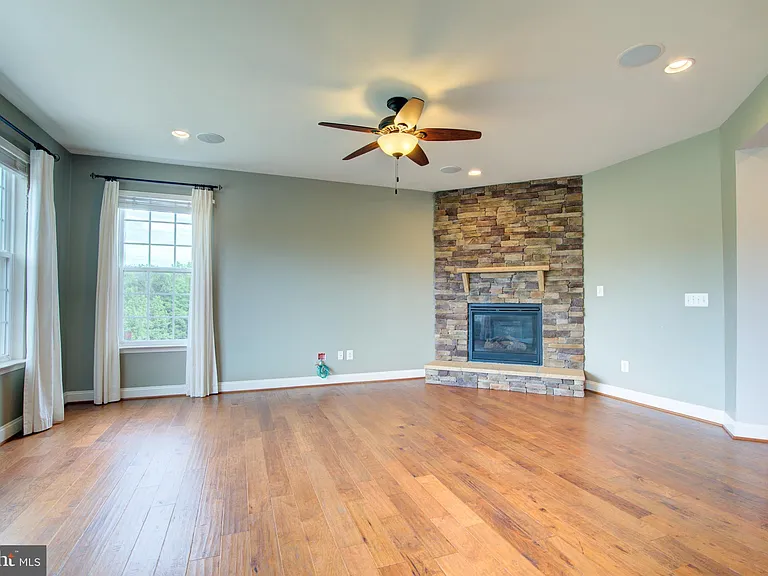 13481 Arcadian Dr — Photo 17