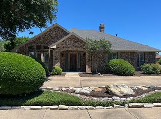 2501 Radcliffe Dr, Rowlett, TX 75088