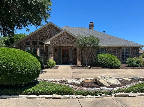 2501 Radcliffe Dr, Rowlett, TX 75088