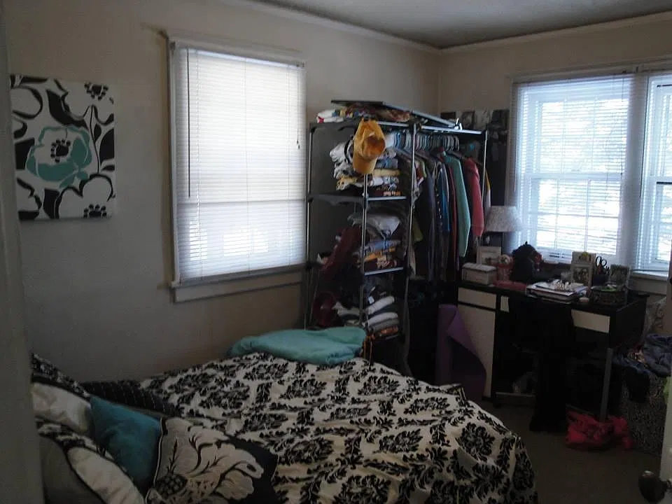 3 bed, 1050 sqft, $1,650 — Photo 4