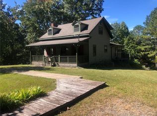 734 Ruby Ridge Dr, Talking Rock, GA 30175