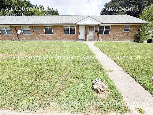 2725 McCall St Photo 1