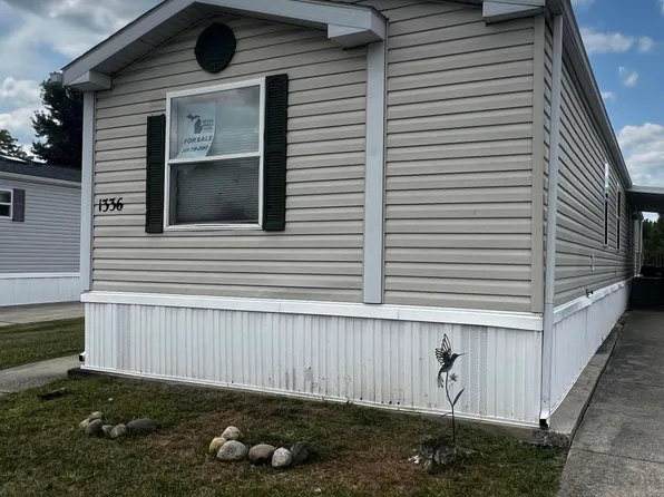 1336 John Ross Dr, Kalamazoo, MI 49009
