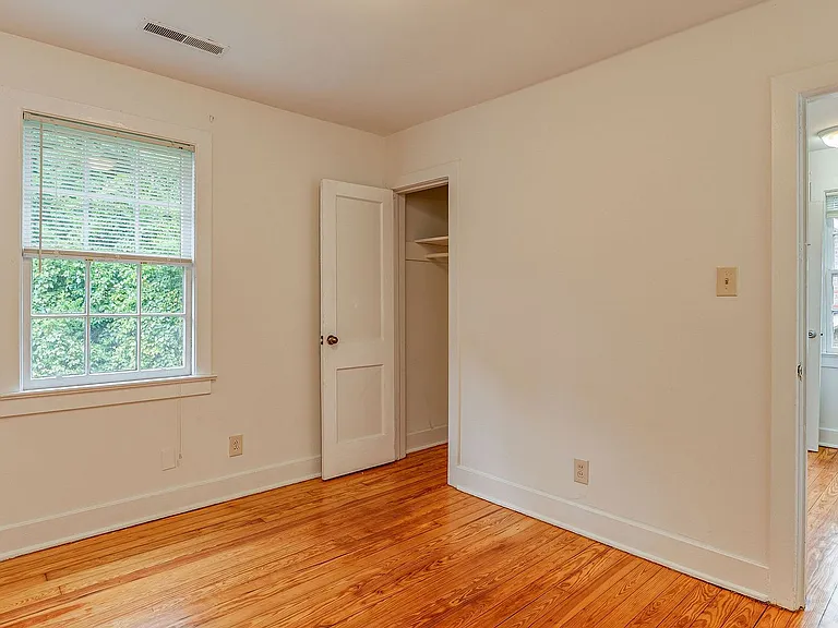 1 Riverside Dr #D — Photo 15