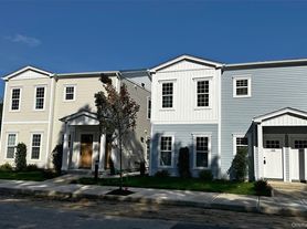 7 Patton Ave, Wyandanch, NY