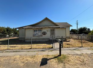 12733 Miller Ave, Orosi, CA 93647