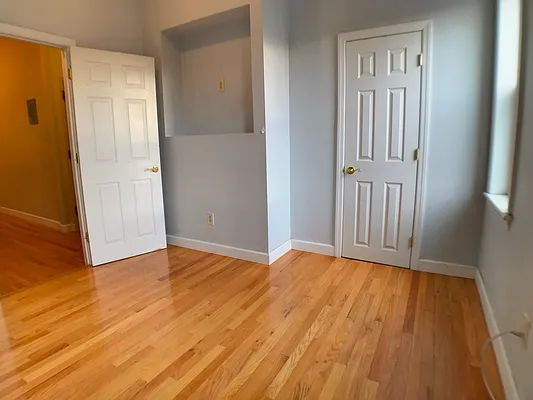 Rented by MySpaceNYC | media 12