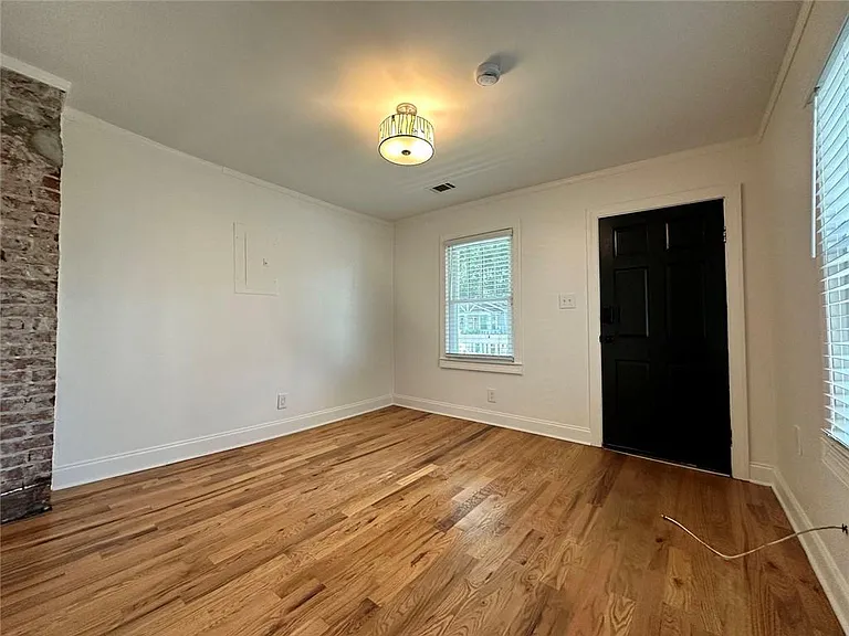 62 Chester Ave SE #A — Photo 10