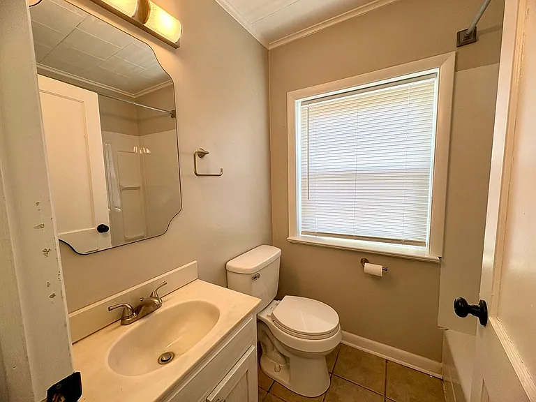 728 George St — Photo 14