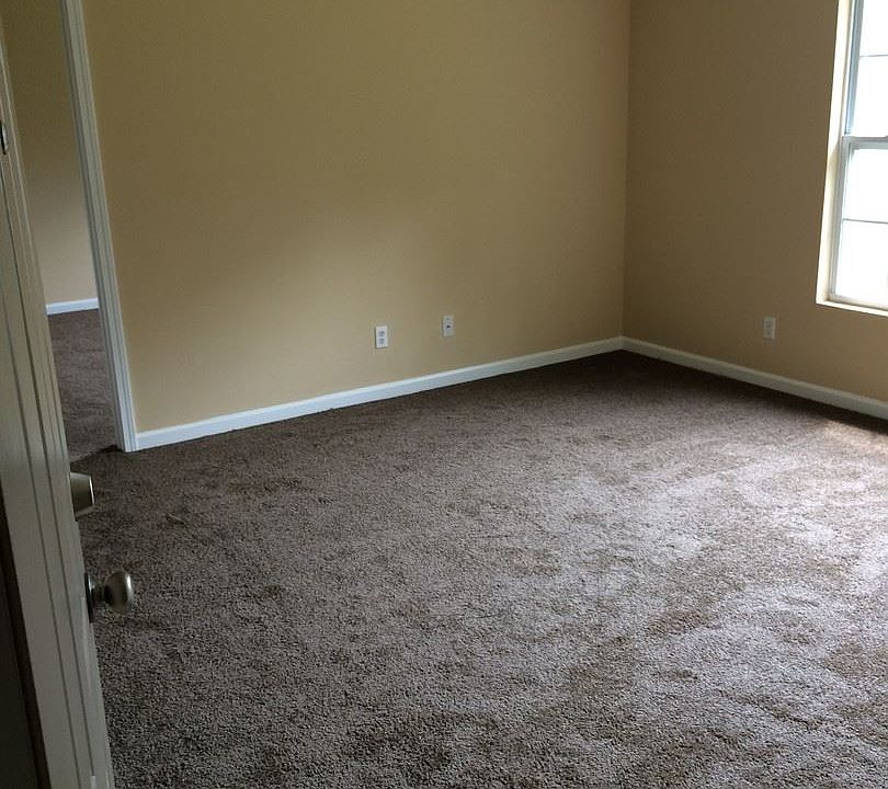 1st image of 250 Willow Creek Dr APT 8
