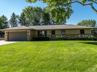 5981 Heidi Dr, Rockford, IL 61109