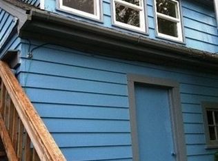 439 3rd St APT 2, Astoria, OR 97103