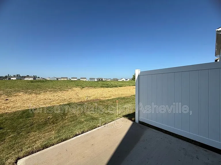 216 Valley Breeze Rd — Photo 33