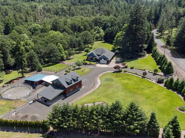 24605 Daisy Dr, Philomath, OR 97370
