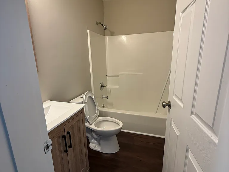 5121 Vann St #5121 — Photo 3