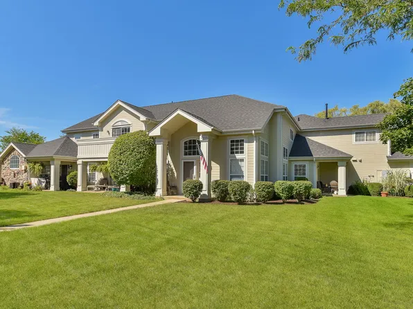 1355 Spencer Ln #1355, Batavia, IL 60510