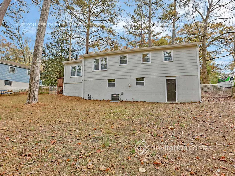 2155 Venesa Cir — Photo 24