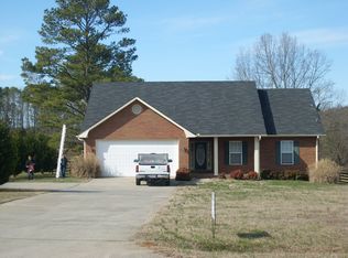 929 Richards Rd, Rydal, GA 30171