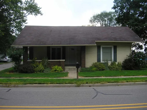 603 N Walnut St, Etna Green, IN 46524